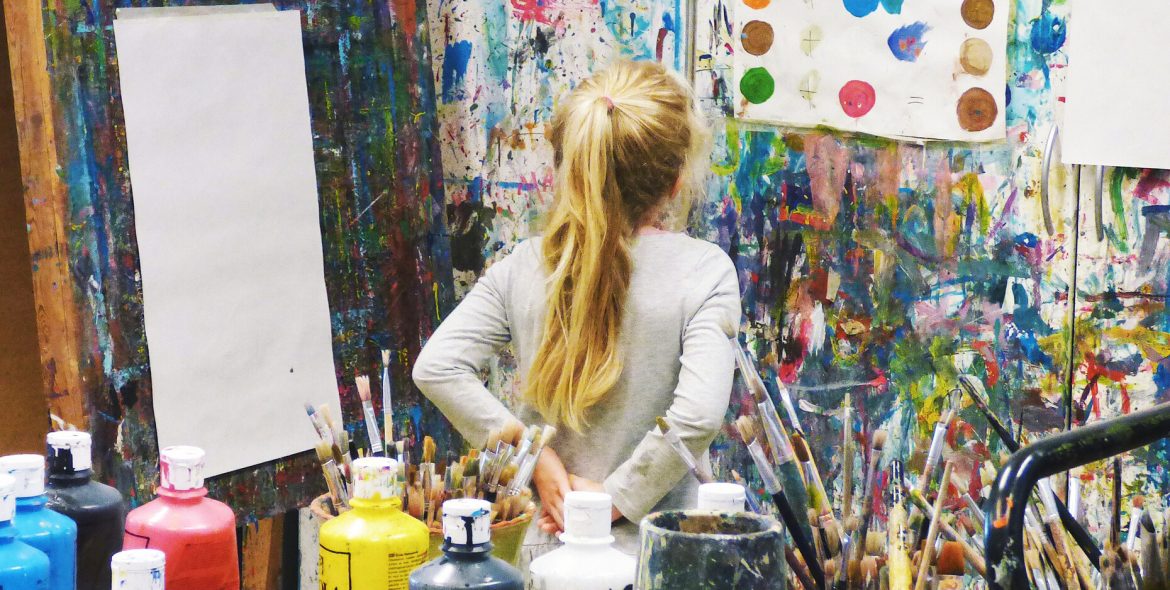 Arte y color: pintar es dejar una marca o una huella de lo que sucede en nuestro mundo interno