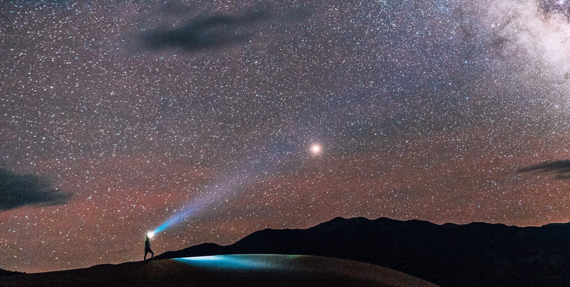 La creación implica una planificación, y el universo no está planificado